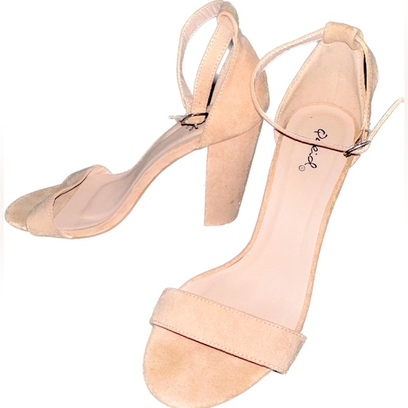 Qupid Tan/Blush Suede Strappy Block Heels - Picture 4 of 4